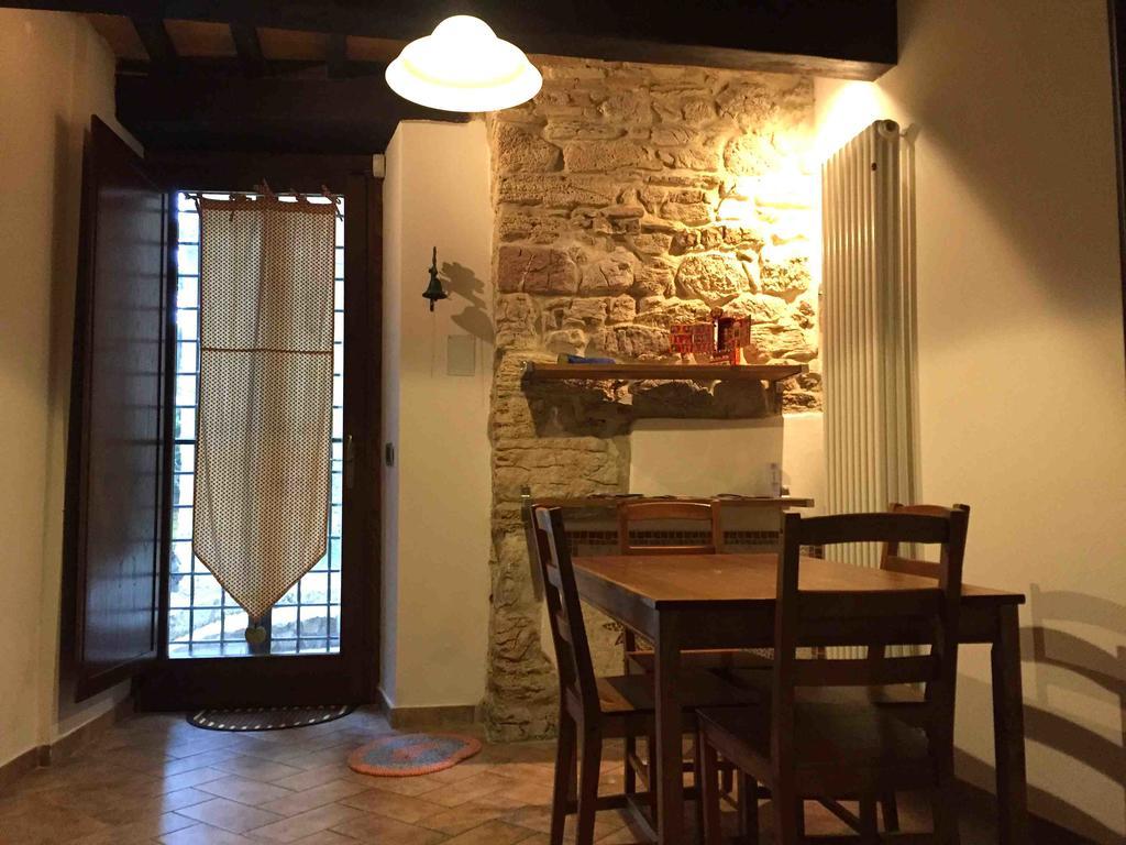 Ganga Panzió Narni Szoba fotó